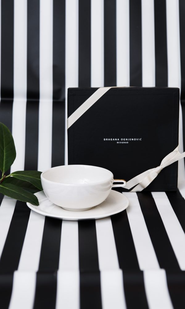 Tea cup & plate DH P20-46